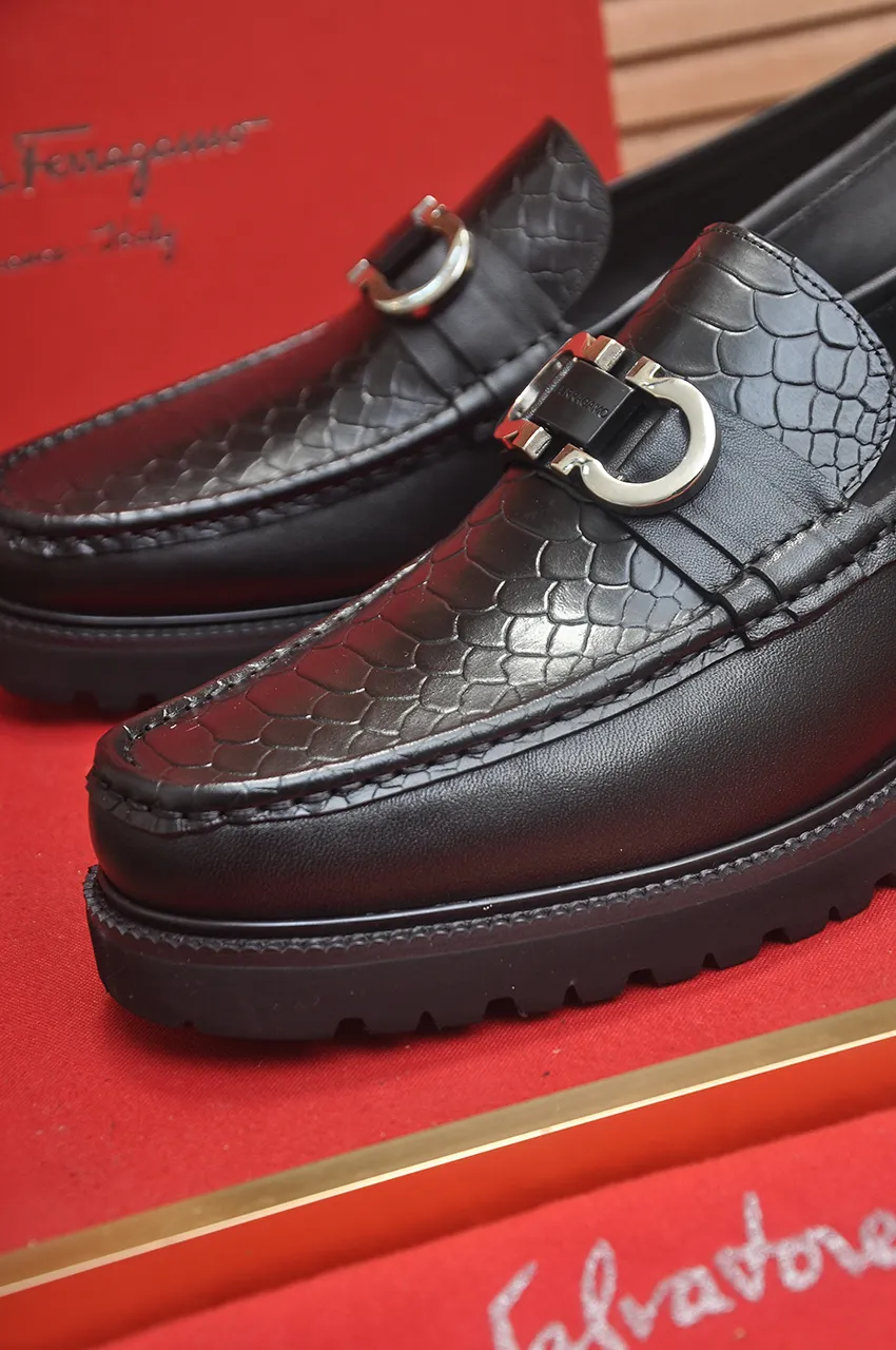 Men's Men's Shoes💰560💶[[HERMES]] (High-end Niuli) New 🍀 HERMES - top version of Ferragamo's classic casual leather shoes! Made of imported original cowhide, the inner top layer is comfortable cowhide lining! Original wear-resistant rubber outsole! High quality products! Code number 38-45 (45 customized)